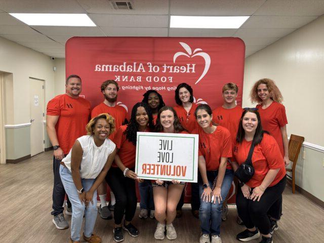 Student Groups Live Out College Motto by Volunteering with Heart of Alabama Food Bank